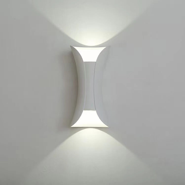 Waterproof LED Wall Lamp | 7.9–11.8 x 3.9–4.7 in | Aluminum & Glass | IP65 Rated Modern Outdoor Lighting | Brick by Brick