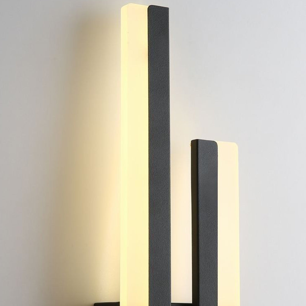 Acrylic LED Wall Light | Living Room | Metal-Acrylic | 18.9" Fixture | Brick by Brick