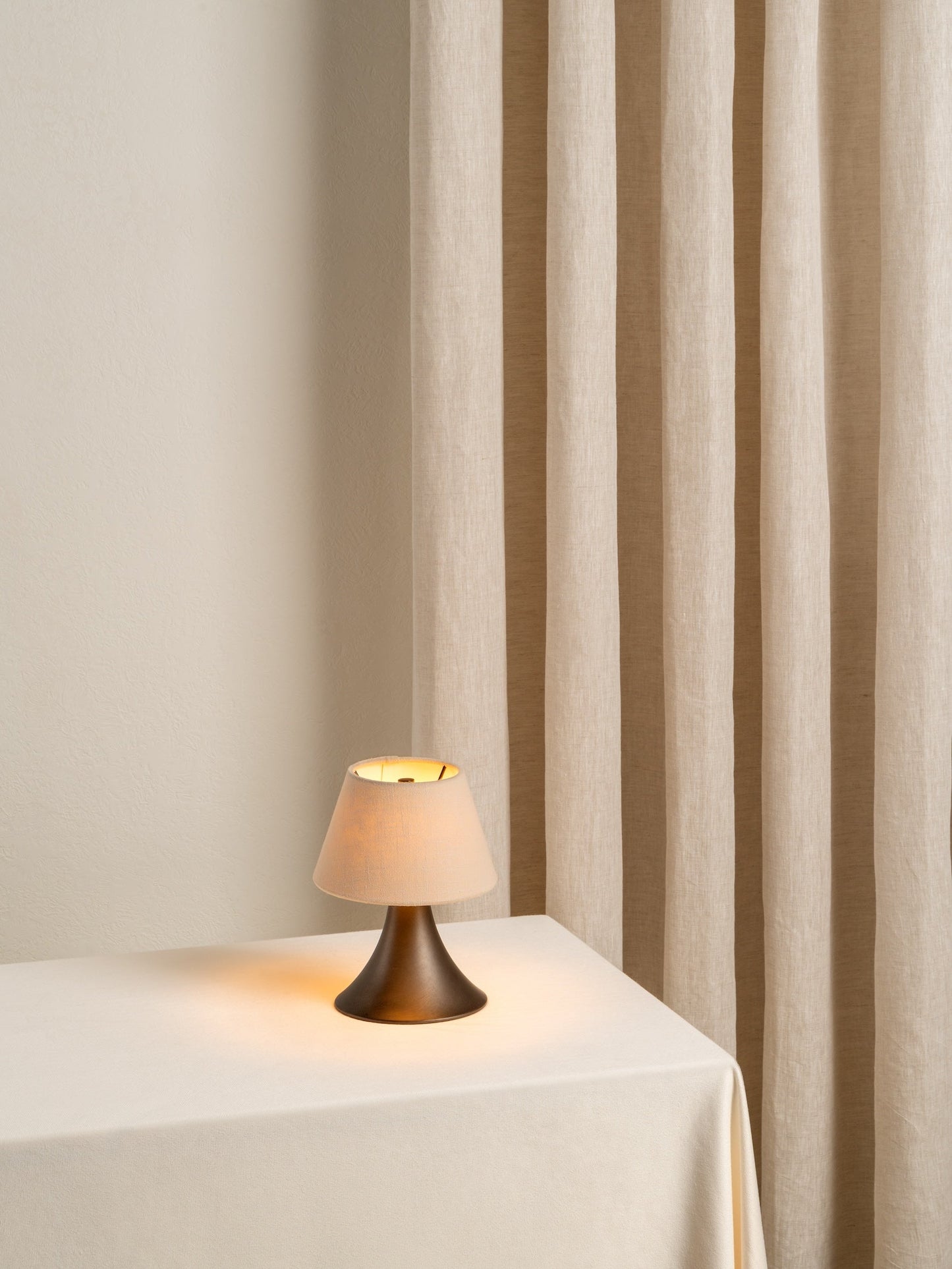 Cenare Rechargeable Table Lamp | Bronze & Linen | Portable Ambience Light | Touch Dimming | Brick by Brick London 2
