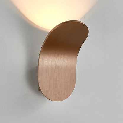 Exquisite Nordic Art Wall Light |  Metal | 3.9″ × 6.7″ | Brick by Brick