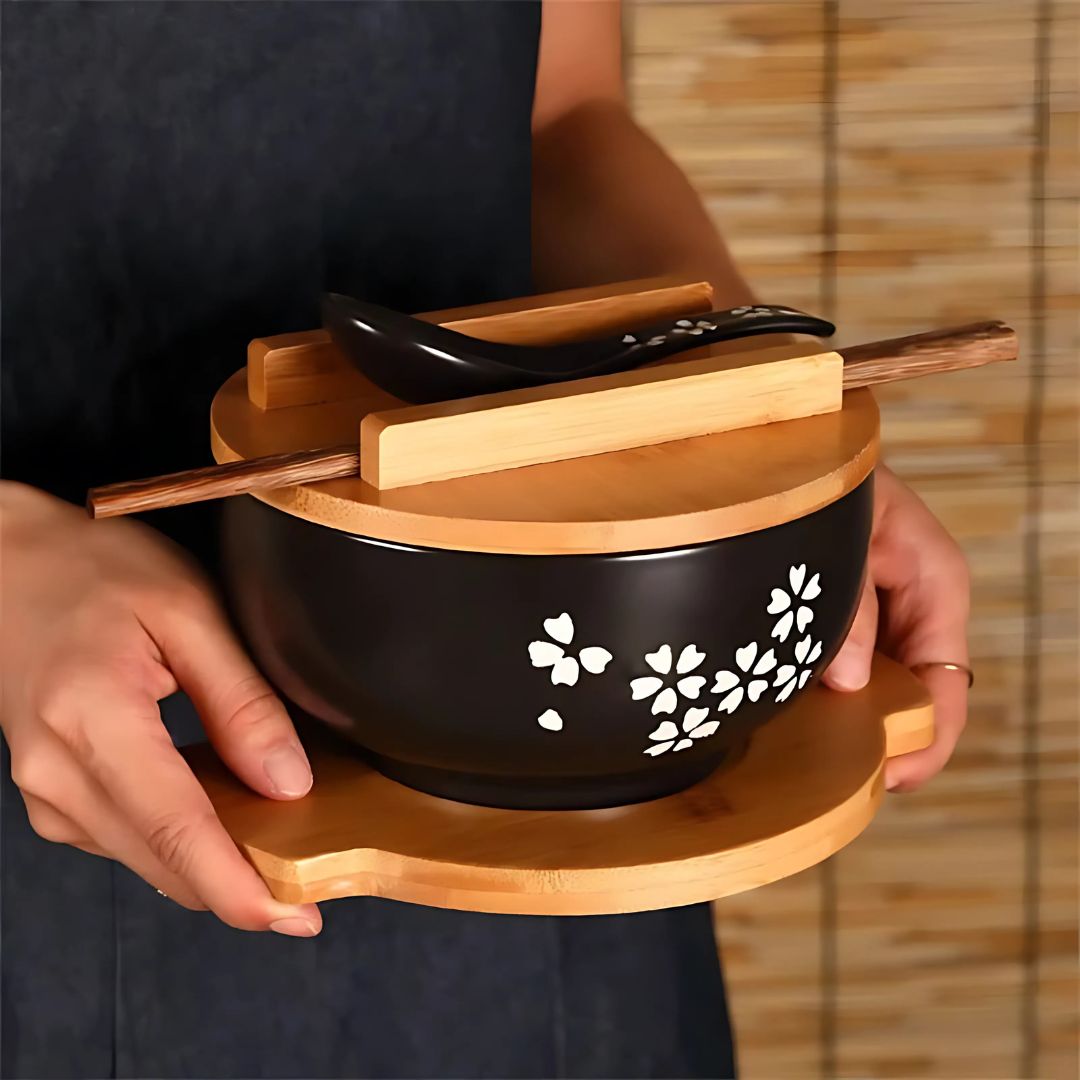Japanese Handpainted Ramen Bowl Set | 40.5oz | Traditional Ceramic Bowl | Bamboo Lid & Wooden Tray | Brick by Brick