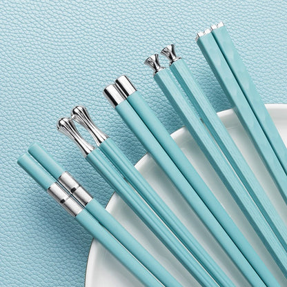 Tetsu Japanese Chopsticks Set | Japandi-Style Dining | 9 High-Quality Wood | 5 Timeless Colors | Brick by Brick London 3