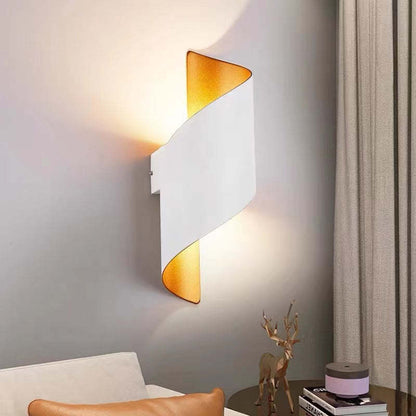 Conch-Shape Outdoor Wall Lamp | Small 9 x 3.1 in or Large 11 x 3.9 in | Orr Modern | Metal / Acrylic | Brick by Brick