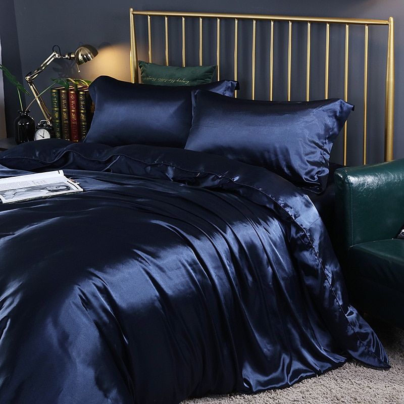 Luxury Silk Bedding Set | 47.2 - 70.9 in | 100% Pure Silk 4-Piece Collection | Soft Breathable Bed Linen | Brick by Brick