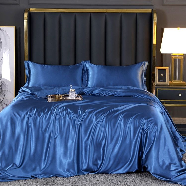 Luxury Silk Bedding Set | 47.2 - 70.9 in | 100% Pure Silk 4-Piece Collection | Soft Breathable Bed Linen | Brick by Brick
