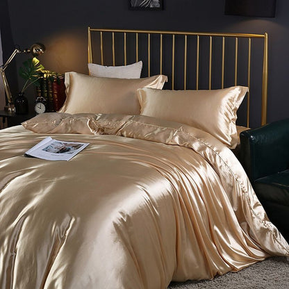 Luxury Silk Bedding Set | 47.2 - 70.9 in | 100% Pure Silk 4-Piece Collection | Soft Breathable Bed Linen | Brick by Brick