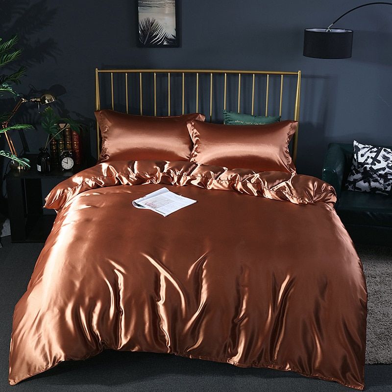 Luxury Silk Bedding Set | 47.2 - 70.9 in | 100% Pure Silk 4-Piece Collection | Soft Breathable Bed Linen | Brick by Brick