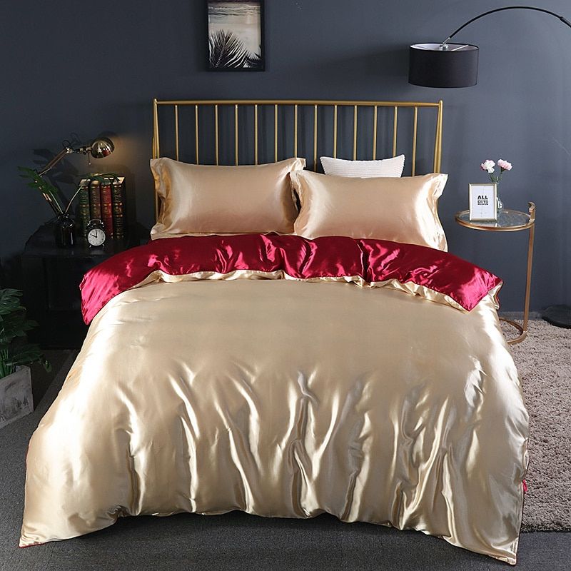 Luxury Silk Bedding Set | 47.2 - 70.9 in | 100% Pure Silk 4-Piece Collection | Soft Breathable Bed Linen | Brick by Brick