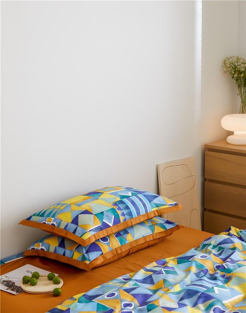 Modern Geometric Bedding Set | 78.7 - 90.6 in | Egyptian Cotton Duvet Cover | Warm Turmeric and Cool-Tone Design | Brick by Brick