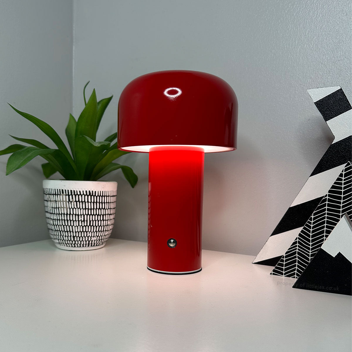 Wireless Mushroom Table Lamp | USB-C Rechargeable | 3 Brightness Levels | 8" Modern LED Light